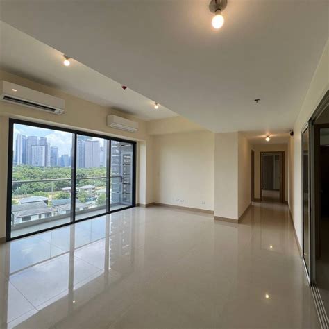 Fort Bonifacio, Taguig, Metro Manila Condo For Rent .